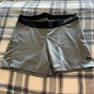 Spandex Nike pros! ( NOT SOLD, OREDER CANCELLED)
